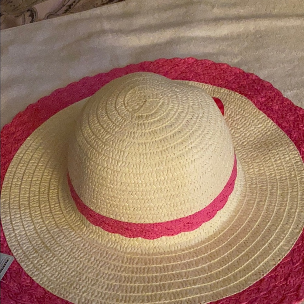 Hat - Picture 3 of 3